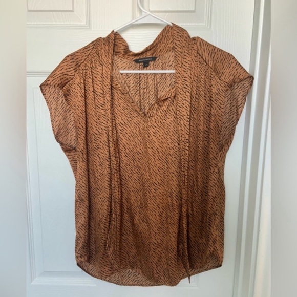 Banana Republic Neck Tie Blouse - Picture 3 of 7